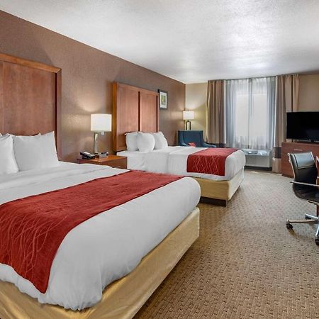 Comfort Inn & Suites Lawrenceburg Buitenkant foto