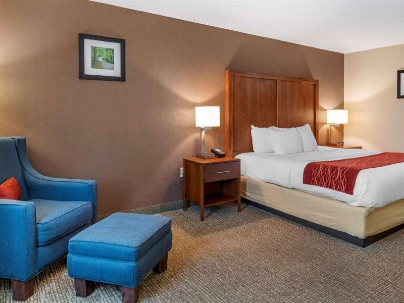 Comfort Inn & Suites Lawrenceburg Buitenkant foto