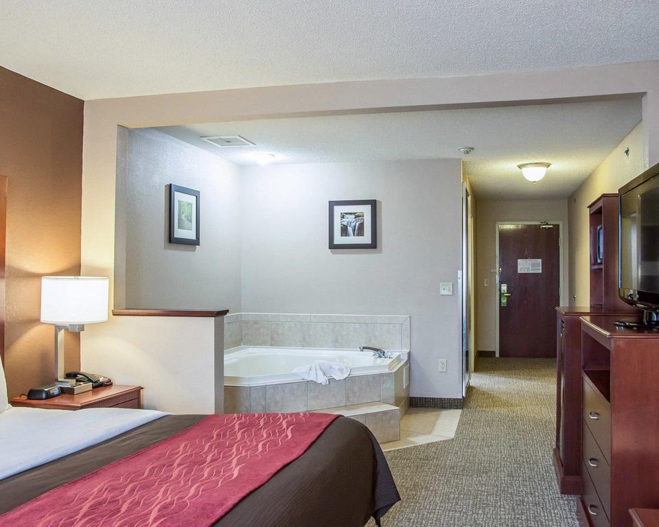 Comfort Inn & Suites Lawrenceburg Buitenkant foto