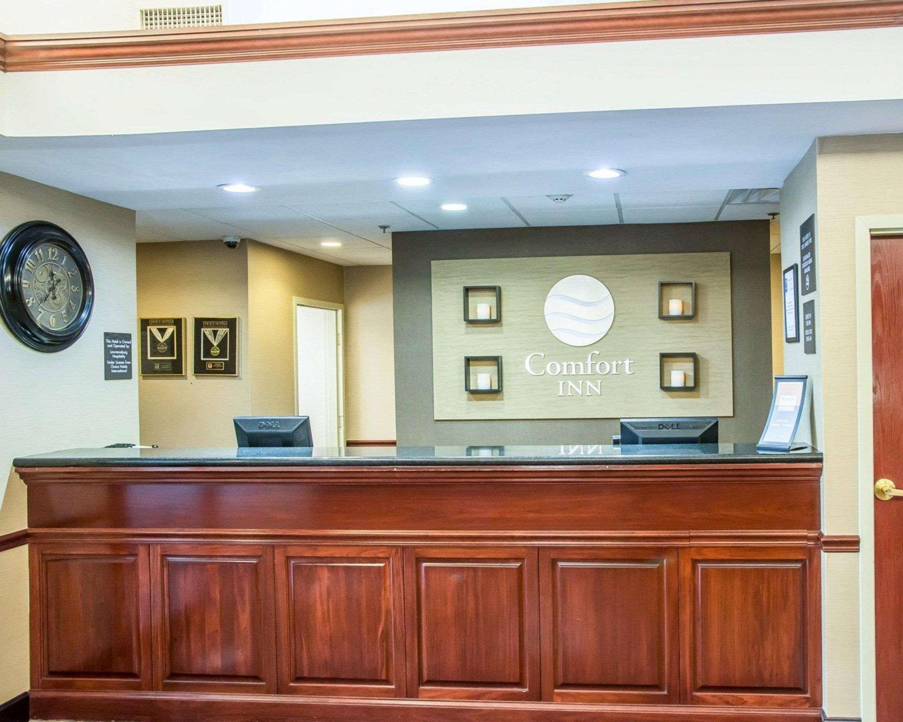 Comfort Inn & Suites Lawrenceburg Buitenkant foto